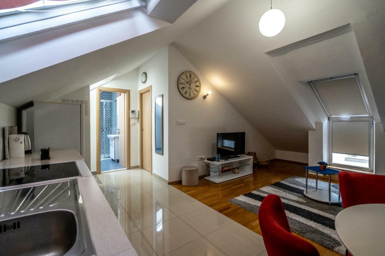 Apartments Adriatic - Split Stobrec Exterior photo
